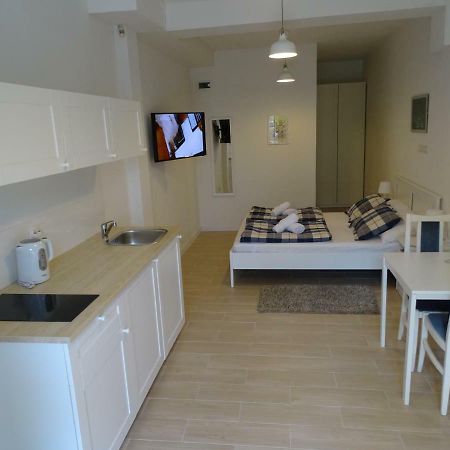 Job Studio Apartments Split Eksteriør bilde