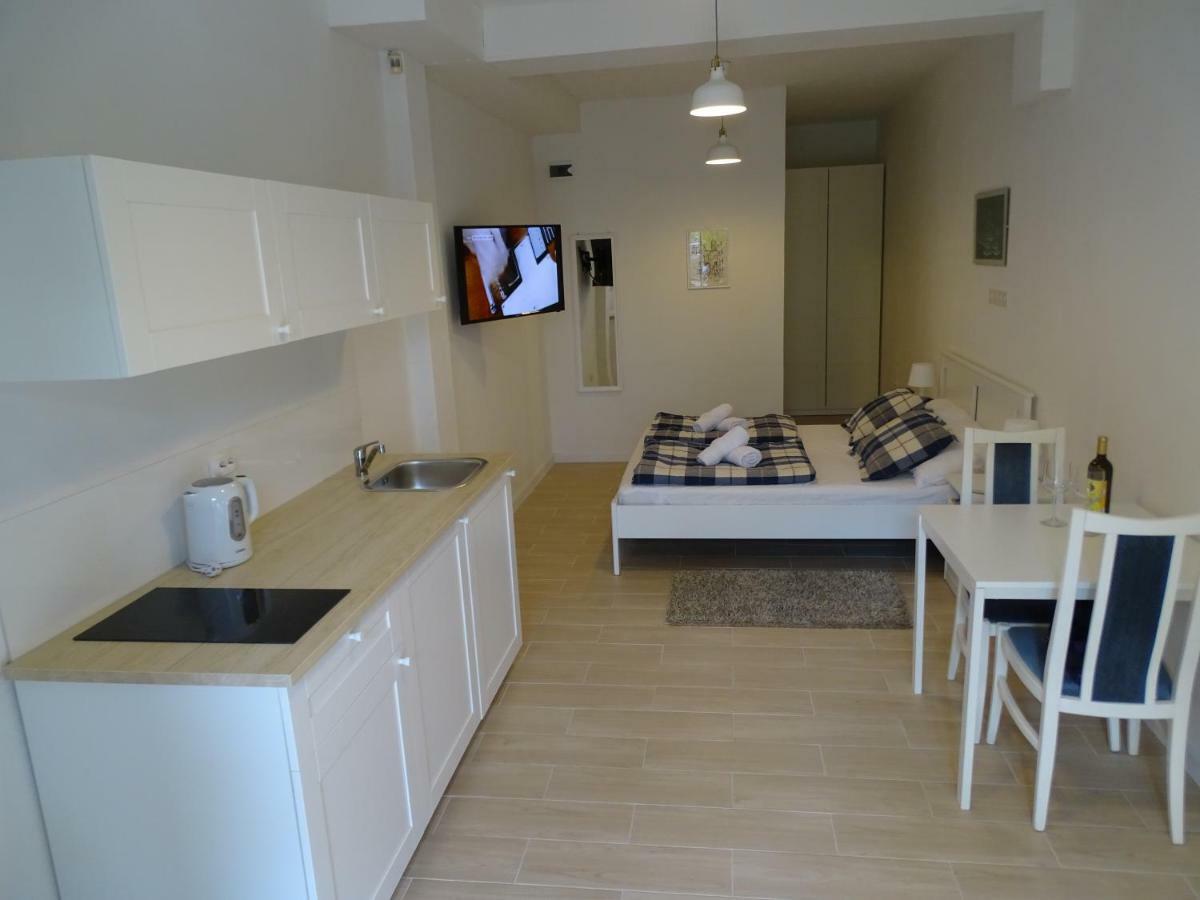 Job Studio Apartments Split Eksteriør bilde