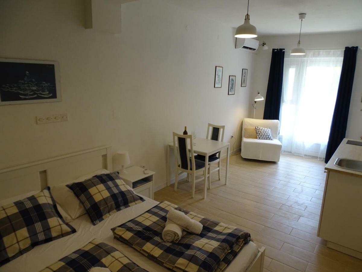 Job Studio Apartments Split Eksteriør bilde